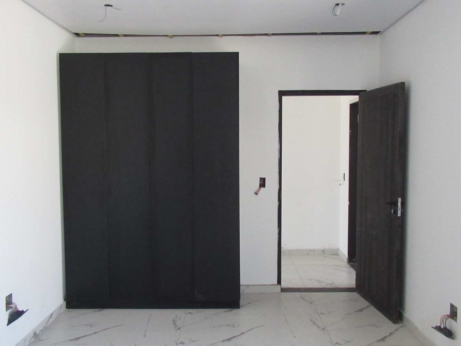 4 Bedroom Property for Sale in Sandown Western Cape